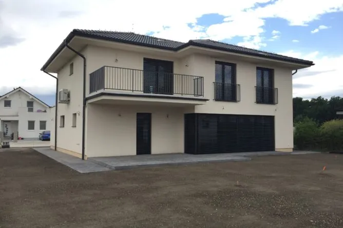 O nás - Brány Pohony - Regionálny predajca značky LOMAX