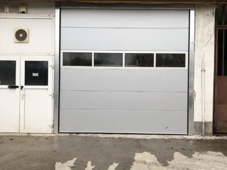 Priemyselné garážové brány