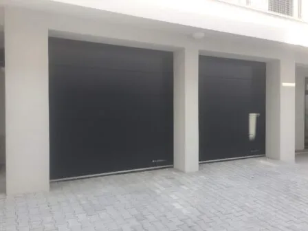 Sekcionálne garážové brány